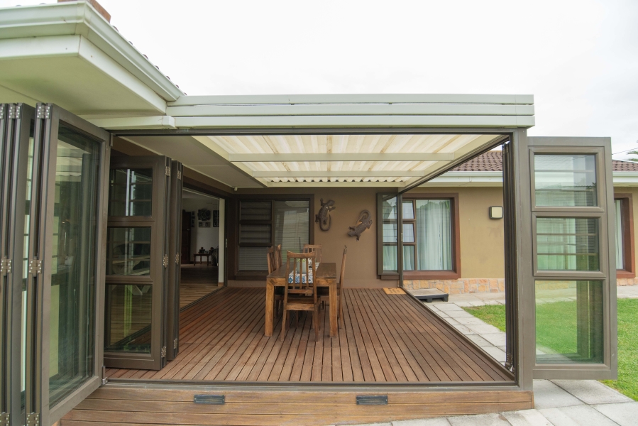 3 Bedroom Property for Sale in Rowallan Park Eastern Cape